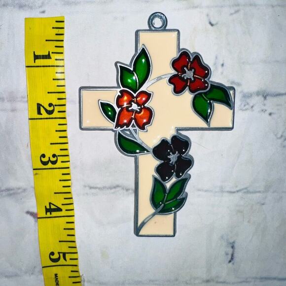 Vintage 1970s Stained Glass Cross With Flowers Suncatcher Religion Catholic - Picture 4 of 5